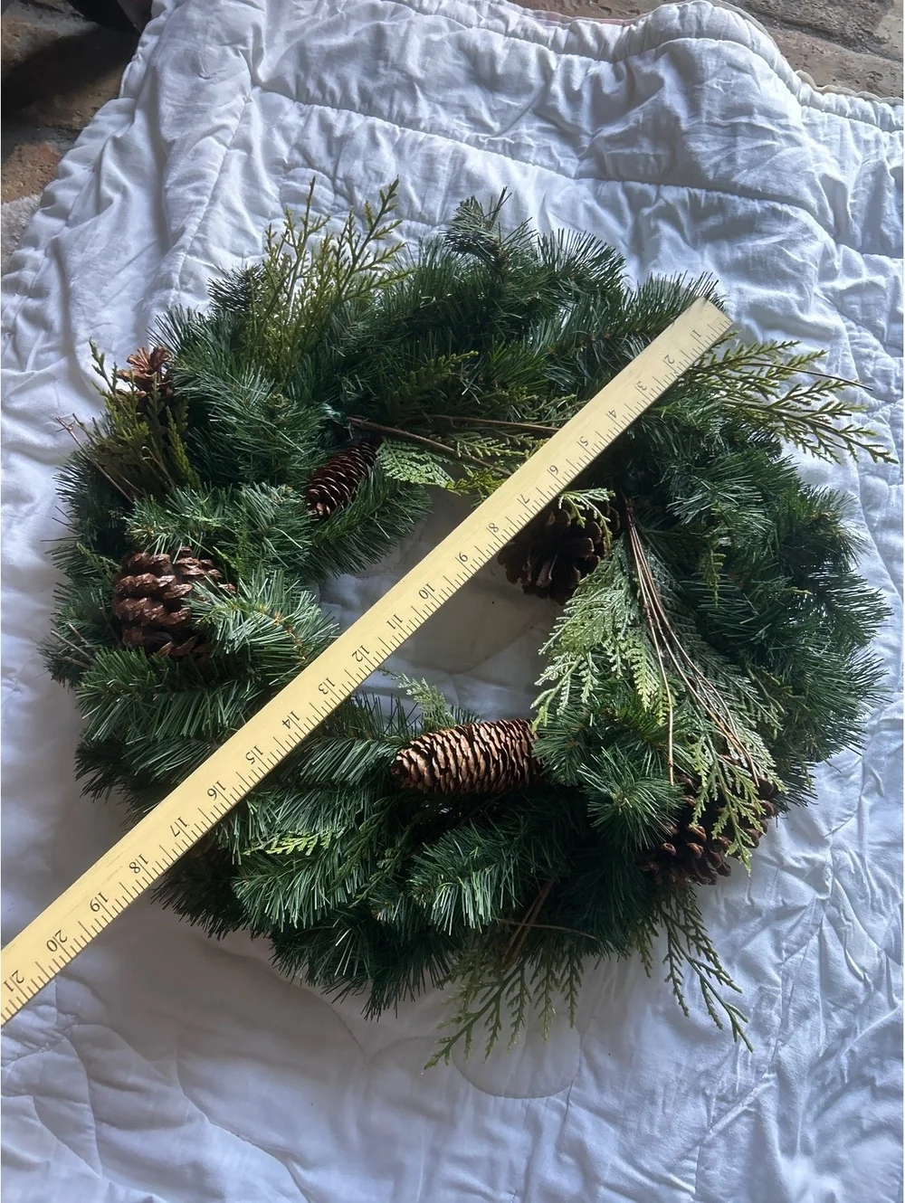 Green Pine and Cedar Holiday Wreath with Pinecones